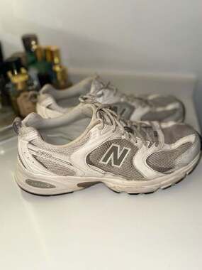 New Balance 530 White Silver Metallic Running Shoes Size 10 US Men